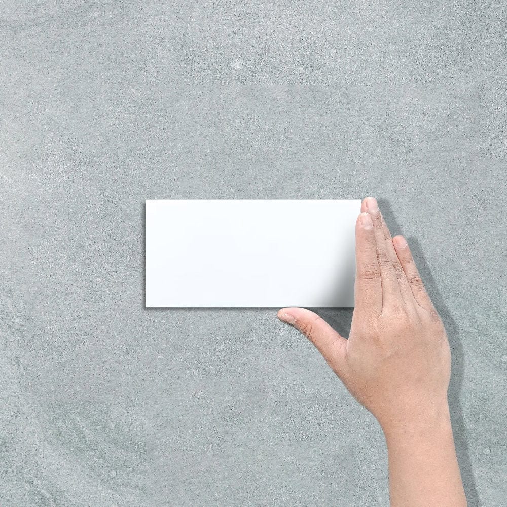 FLAT WHITE - SUBWAY TILE